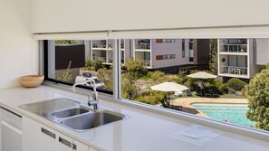 Interior - Water Pearl - Coast Resort (Merimbula)