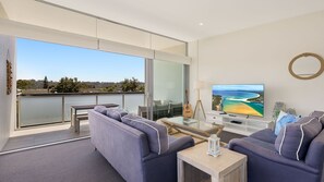 TV - Water Pearl - Coast Resort (Merimbula)