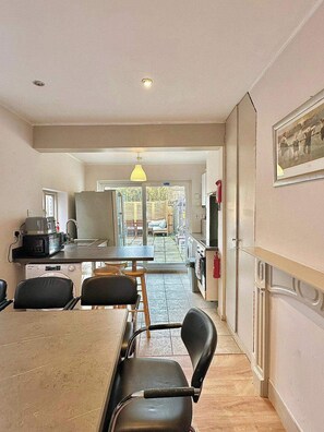 Dining - Central Spacious Residence (London)