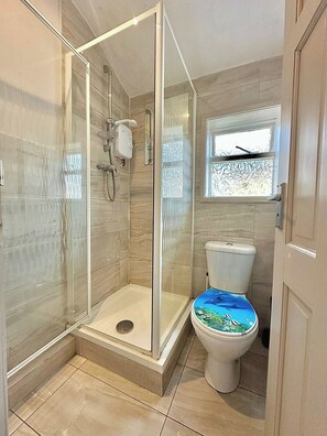 Shower - Central Spacious Residence (London)