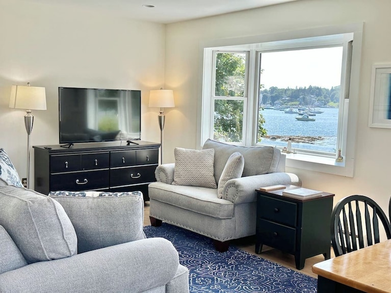 Oceanfront Cabin `Seaside` 2 Bed 2 Bath - Bar Harbor, ME
