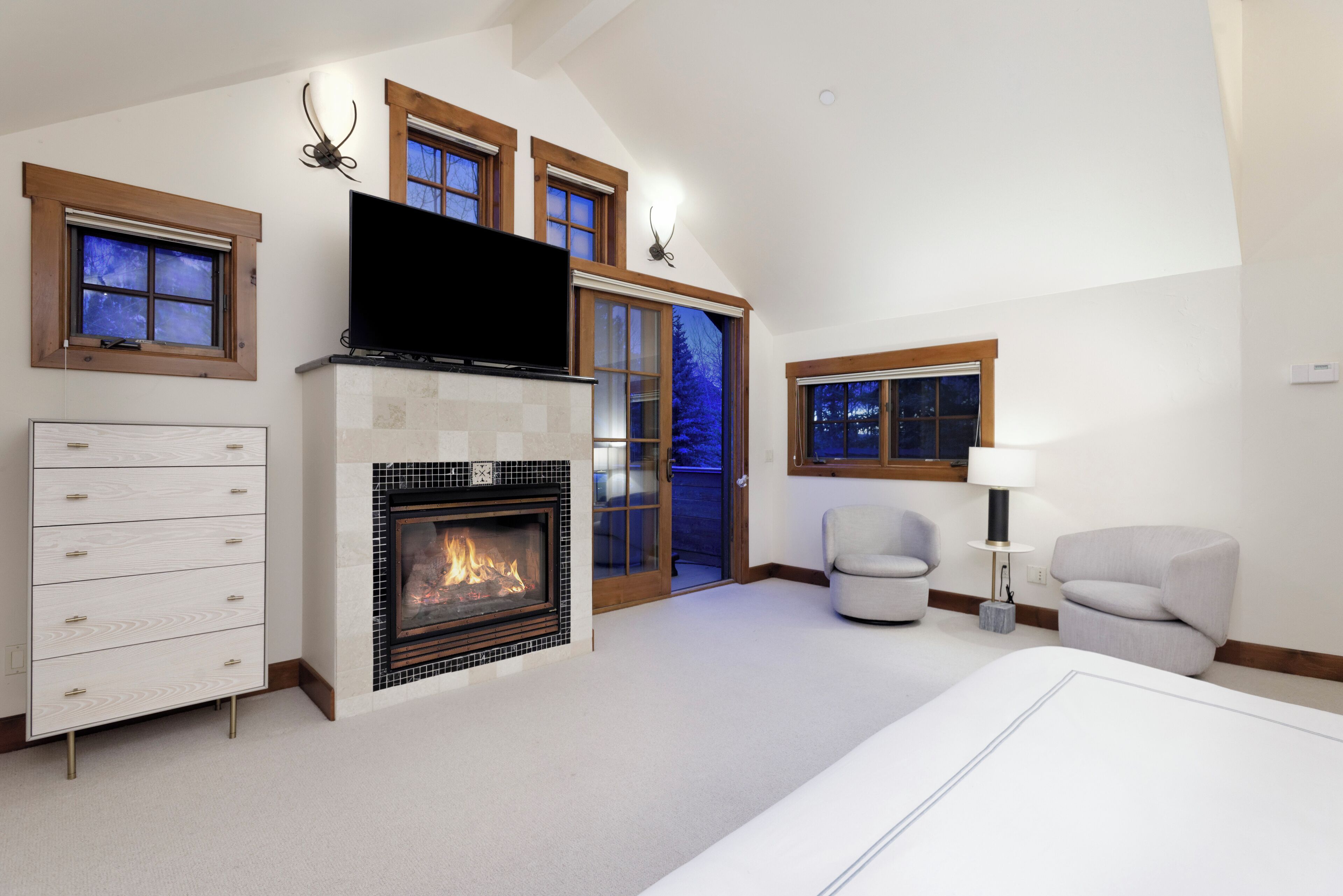 4 chambres, fer et planche à repasser, lit parapluie, Wi-Fi