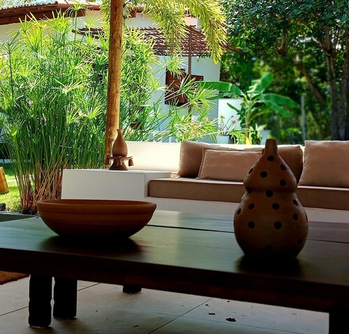 Casaposiano is a house that incorporates some Mediterranean characteristics.