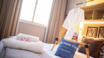 2 bedrooms, iron/ironing board, WiFi, bed sheets