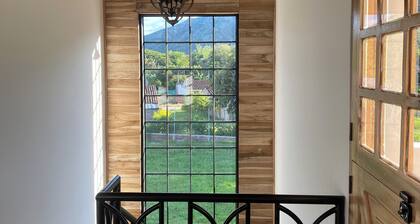 Peaceful Farmhouse • 10 Min to Roldanillo • Perfect for Paragliders