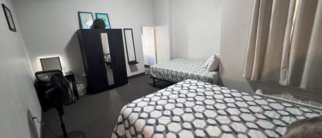 1 bedroom, WiFi, bed sheets