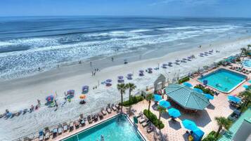 På stranden, badehåndklæder