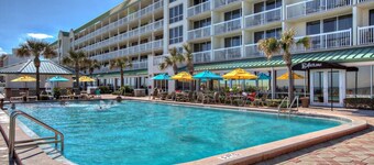 NEW! Fantastic Ocean Front Studio in Daytona Beach