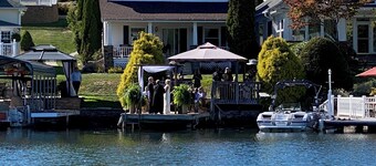 3 bedroom lake front property, private dock/deck on beautiful Lake Winola.