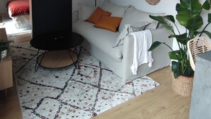 Luokittelematon kuva, 2 kautta 8, painike
