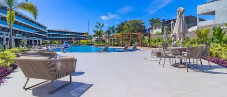 Basic-Apartment | Pool