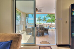 Living area - Oceanfront The Palms 104 by Jaco Vacation (Jaco)