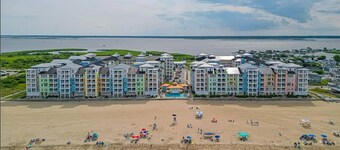 Bayview Sunset Beach Retreat | 4th Floor
