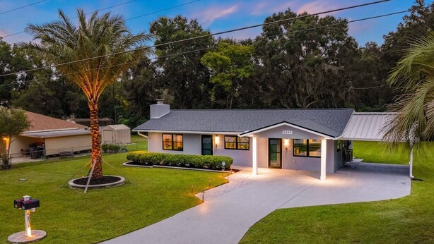 Unclassified image, 1 of 27, button - Family-Friendly  sleeps 7-Home Close to Fun (Belleview)