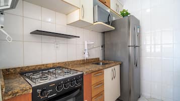 Basic Apartment | Private kitchen