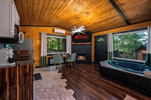 Coffee/tea maker, fridge, microwave, oven - Enchanting Couples Escape  Theater + Hot Tub (Sevierville)