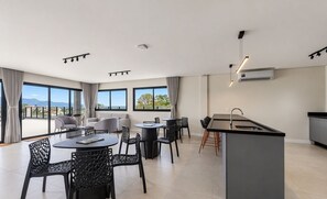 Interior - Studio in Center of Rosa, Rooftop w/ Pool Rso0012 (Imbituba)