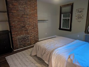 3 makuuhuonetta, vauvan matkasänky, ilmainen Wi-Fi, vuodevaatteet