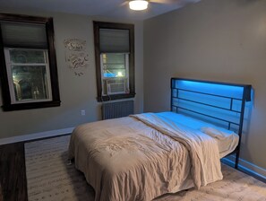 3 soverom, reiseseng for barn, wi-fi og sengetøy