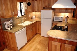 Chalet (2 Bedrooms) | Innenbereich