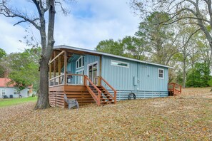 Exterior - Dock + Fire Pit: Tranquil Home on Lake Livingston (Livingston)