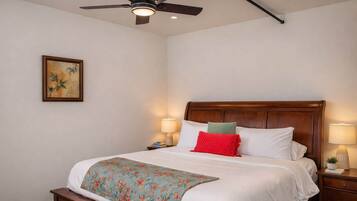 3 bedrooms, desk, iron/ironing board, WiFi