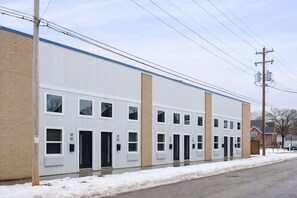 Exterior - Modern Downtown Condo Near Restaurants & Nightlife (Appleton)