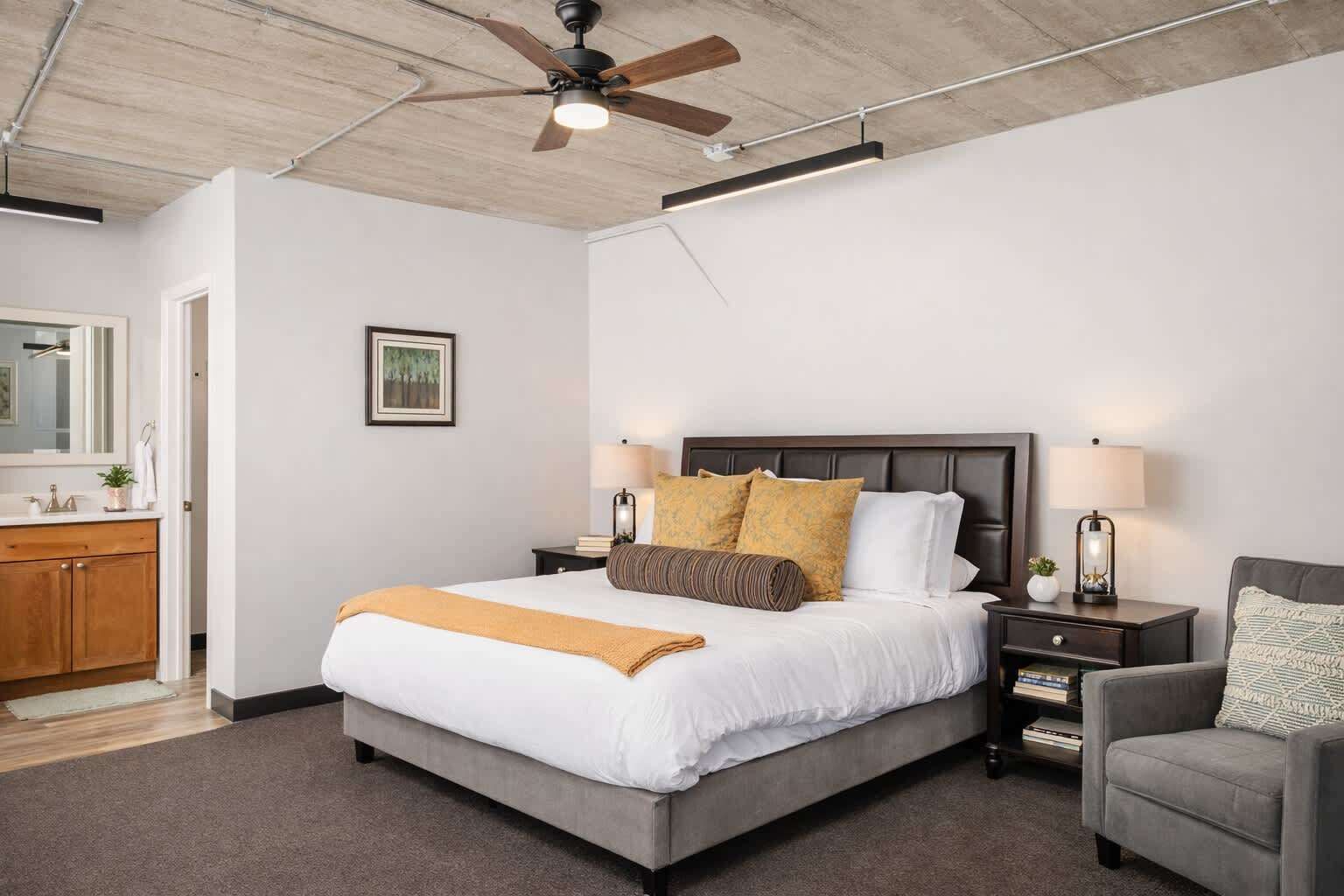 1 chambre, fer et planche à repasser, Wi-Fi, draps fournis