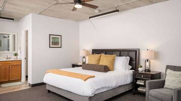 1 chambre, fer et planche Ă repasser, Wi-Fi, draps fournis