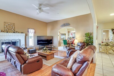 Pet-Friendly Tucson Retreat w/ Kitt Peak Views!