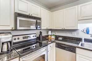 Fridge, microwave, stovetop, dishwasher - Golf Cart & Pool Access! Condo in Myrtle Beach (Myrtle Beach)