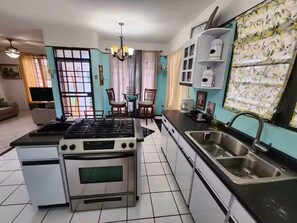 Kitchen - Hernández Rental -complete house- (Aguadilla)