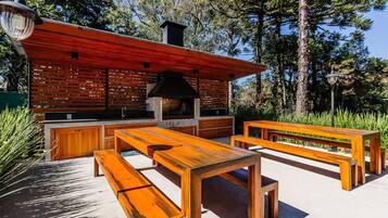 Tempat makan outdoor