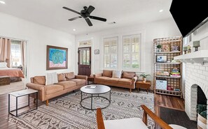 Älytelevisio, kirjoja