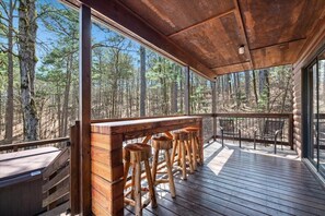 Property grounds - Fantastic 5-bedroom/Hot Tub/Pool Table/Games/Fire Pit/Foosball/Shuffleboard (Broken Bow)