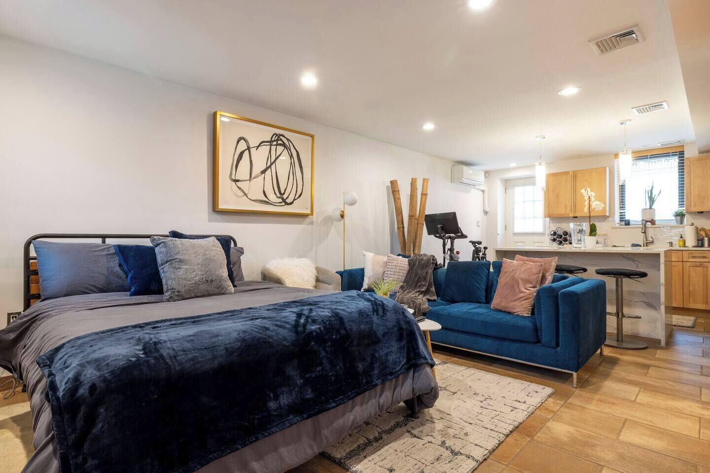 1 bedroom, iron/ironing board, WiFi, bed sheets