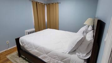 4 soverom, strykejern/-brett, wi-fi og sengetøy