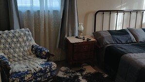 Unclassified image, 2 of 8, button - Cute 3 BR- Great for families/kids/pets! (Killeen)