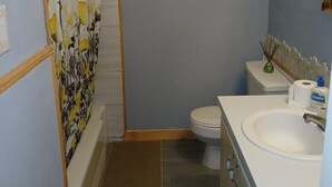 Unclassified image, 3 of 8, button - Cute 3 BR- Great for families/kids/pets! (Killeen)