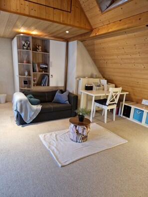 TV - Haus Fuchsbau, family time and focus in the countryside, dogs welcome (Kurtscheid)