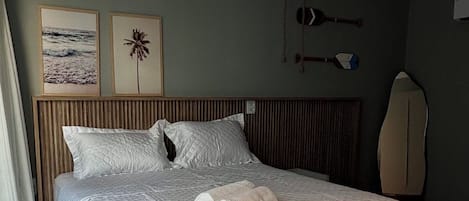 Iron/ironing board, free WiFi