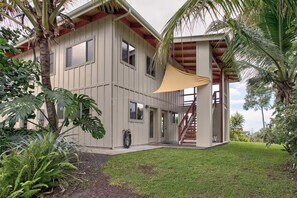 Exterior - Lovely 2-bedroom house in Pāhoa perfect for a relaxing getaway (Pāhoa)