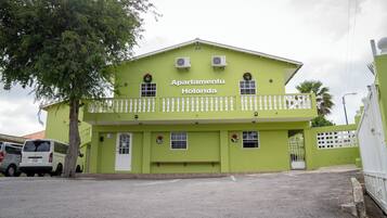 Fachada del alojamiento