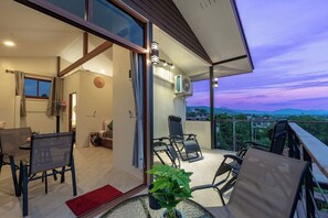 Outdoor dining - Jasmine Ocean View Penthouse (Rawai)
