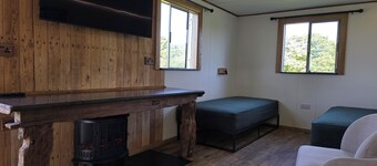 Glamping hut with amzing views