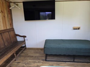 2 bedrooms, WiFi