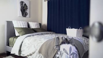 3 chambres, bureau, draps fournis