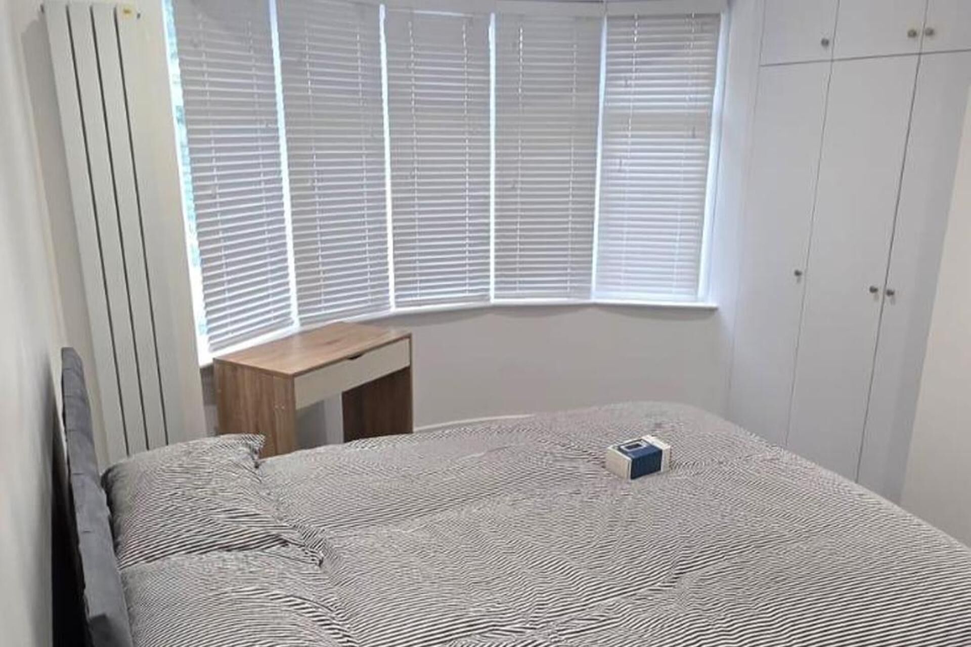 6 bedrooms, free WiFi, bed sheets