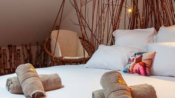 1 slaapkamer, een strijkplank/strijkijzer, wifi, beddengoed