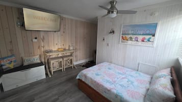 1 bedroom, iron/ironing board, travel crib, free WiFi